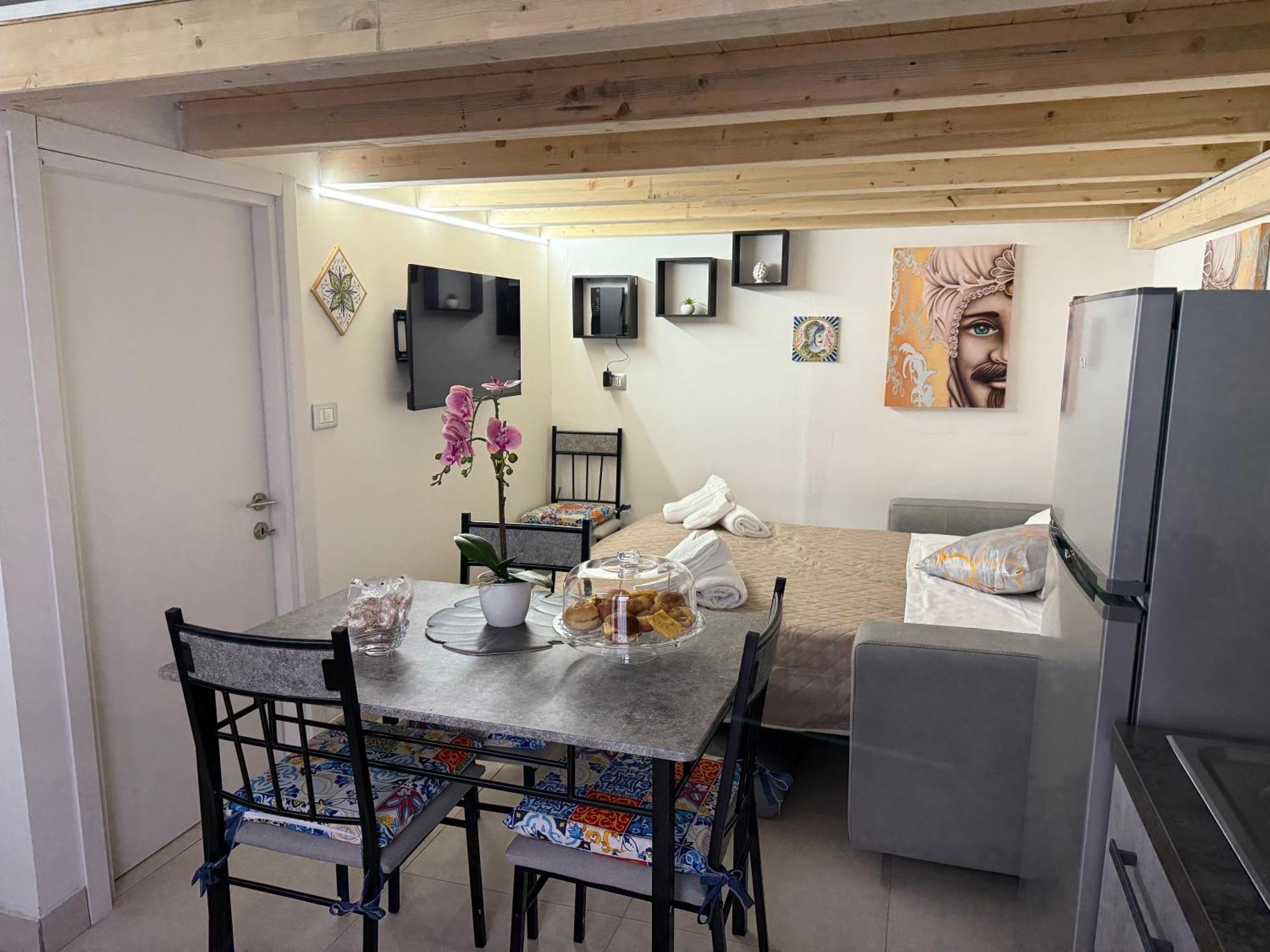 Stazzone House *